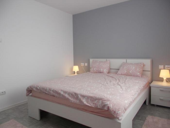 טרגובישטה Apartament Tanya מראה חיצוני תמונה